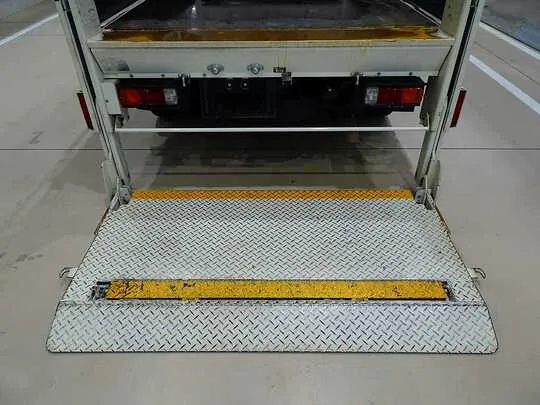 ダイナ 1.35t FJL Wタイヤ 垂直P/G付