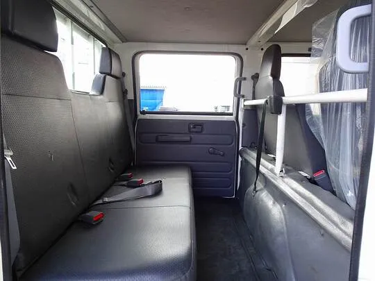 エルフ 2t 4WD FFL 標準 Wキャブ 総重量5t未満