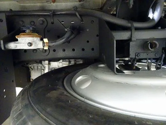 エルフ 2t 4WD FFL 標準 Wキャブ 総重量5t未満