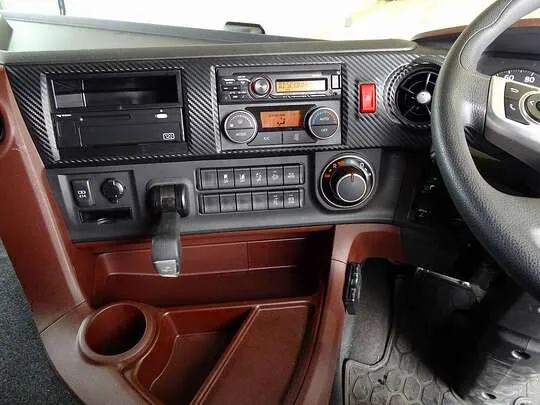 プロフィア 13.8t 4軸 アルミウイング リアエアサス 380ps