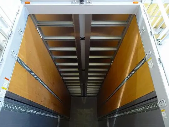 プロフィア 13.8t 4軸 アルミウイング リアエアサス 380ps