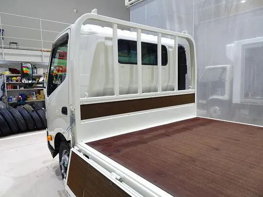 デュトロ 3.5t FJL ワイド超ロング 2段折れ式垂直P/G付 未使用車