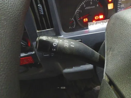 エルフ 1.75t 4WD FFL 標準 Wキャブ/2段折れ式アーム式PG付 総重量5t未満