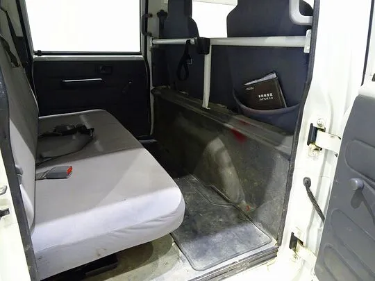 エルフ 1.75t 4WD FFL 標準 Wキャブ/2段折れ式アーム式PG付 総重量5t未満