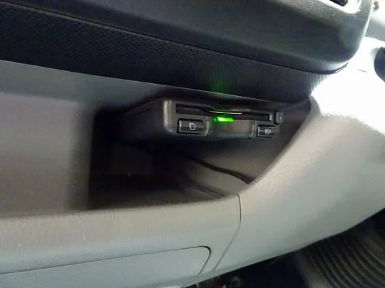 デュトロ 2t FJL 標準 アルミバン