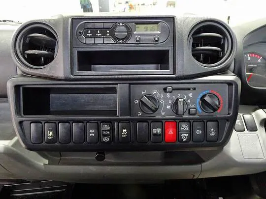 デュトロ 2t 4WD FJL 標準 平ボデー