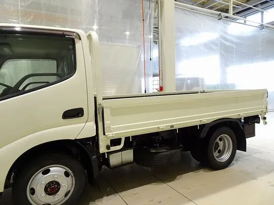 デュトロ 2t 4WD FJL 標準 平ボデー