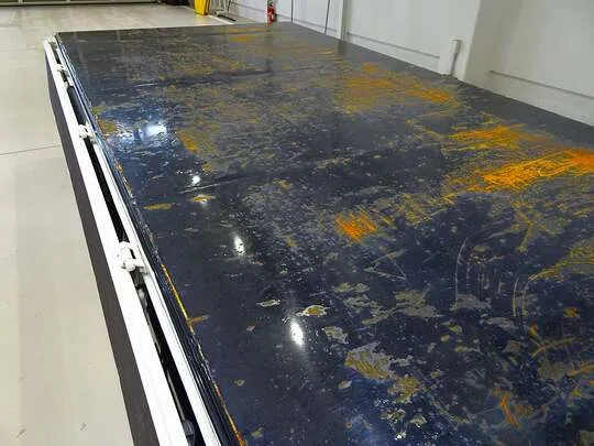 デュトロ 2t 4WD FJL 標準 平ボデー