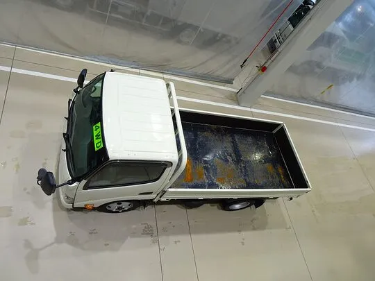 デュトロ 2t 4WD FJL 標準 平ボデー