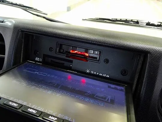 デュトロ 2t 4WD FJL 標準セミロング 平ボデー