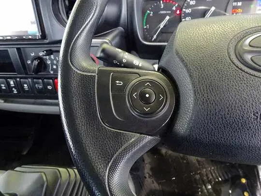 デュトロ 2t 4WD FJL 標準セミロング 平ボデー