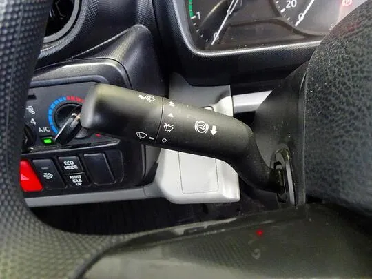 デュトロ 2t 4WD FJL 標準セミロング 平ボデー