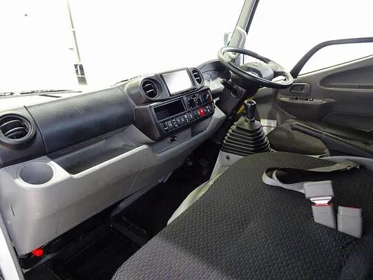 デュトロ 2t 4WD FJL 標準セミロング 平ボデー