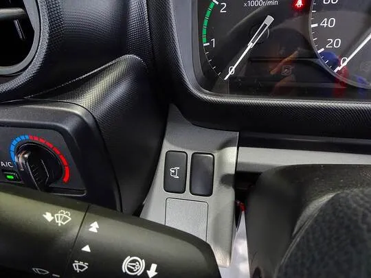 デュトロ 2.7t 4No. 4WD FJL 強化ダンプ 未使用車