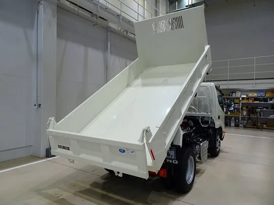 デュトロ 2.7t 4No. 4WD FJL 強化ダンプ 未使用車