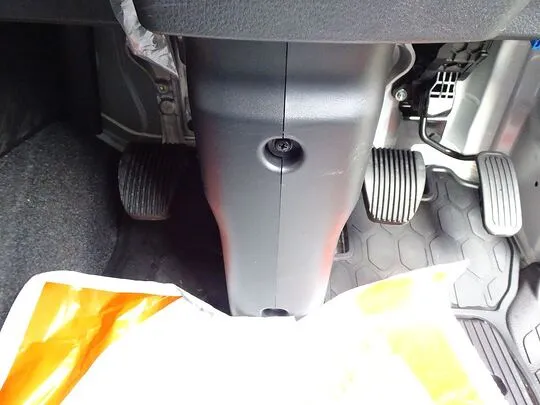 プロフィア 13.8t 4軸 アルミウイング リアエアサス 380ps 未使用車