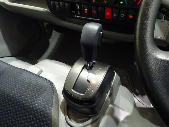 ダイナ 1.2t JL Wタイヤ パネルバン