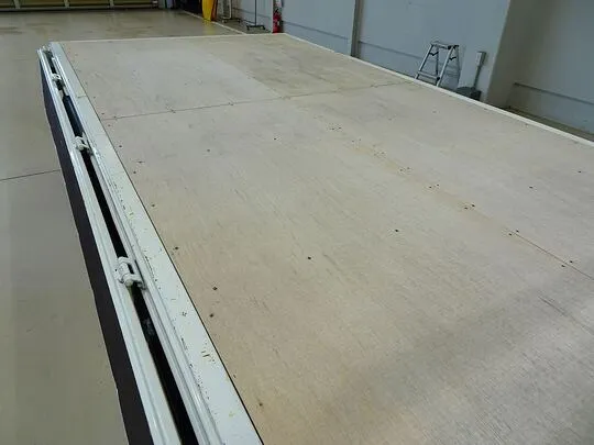 デュトロ 2t FJL 標準 平ボデー 総重量5t未満