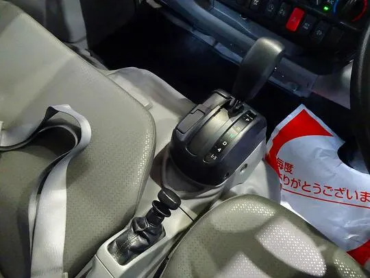 デュトロ 2.95t FJL 標準ロング アルミバン フルゲート付