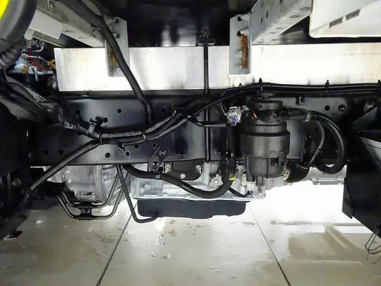 デュトロ 2.95t FJL 標準ロング アルミバン フルゲート付