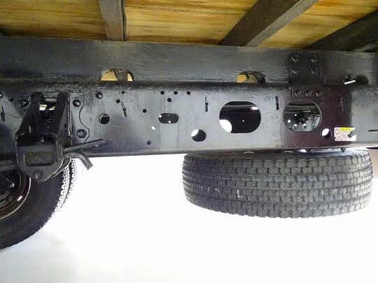 フォワード 2.4t 標準ベッド付 ユニック4段クレーン付 210ps