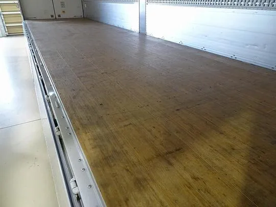 ギガ 13.7t 4軸 アルミウイング リアエアサス 380ps