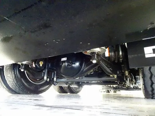 ギガ 13.7t 4軸 アルミウイング リアエアサス 380ps