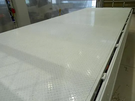 レンジャー 5.8t 増トン 4WD 標準ベッド付 平ボデー 240ps 未使用車