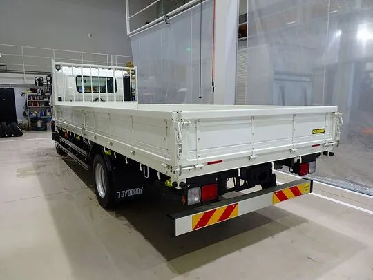 レンジャー 5.8t 増トン 4WD 標準ベッド付 平ボデー 240ps 未使用車