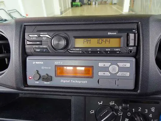 デュトロ 2t 4WD FJL 標準 垂直P/G付