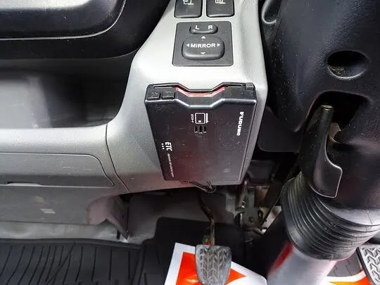 デュトロ 2t 4WD FJL 標準 垂直P/G付