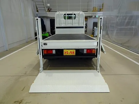 デュトロ 2t 4WD FJL 標準 垂直P/G付