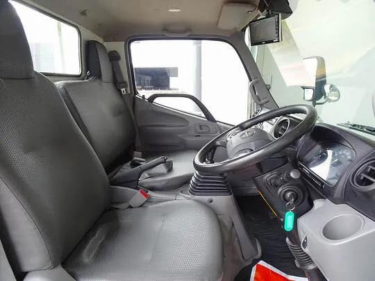 デュトロ 2t 4WD FJL 標準 垂直P/G付