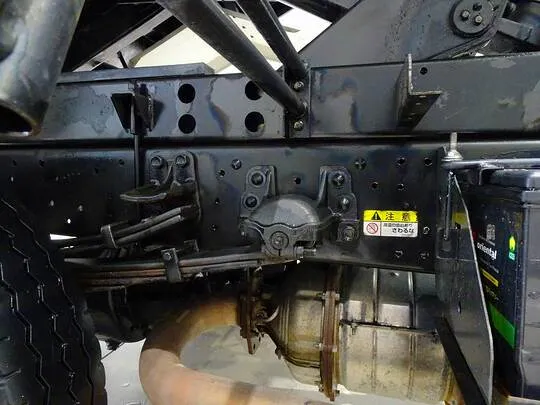 フォワード 2.85t 標準ベッドレス 深ダンプ 210ps