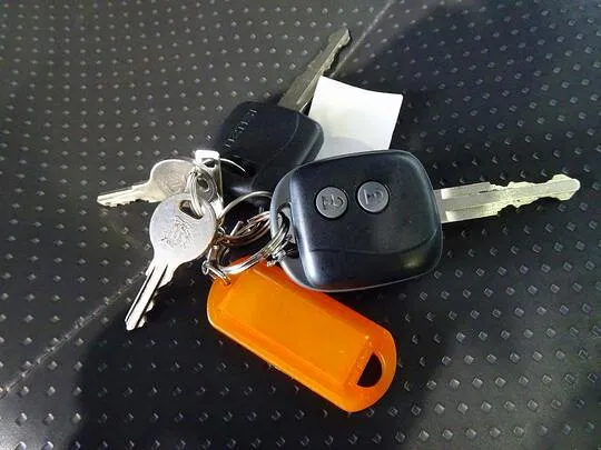 フォワード 2.85t 標準ベッドレス 深ダンプ 210ps