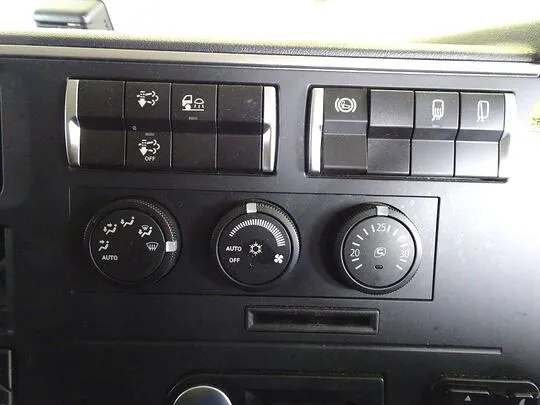 スーパーグレート 13.7t 4軸 アルミブロック 平ボディ リアエアサス 394ps