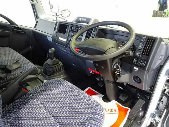 エルフ 2.95t FFL ワイド超ロング キャリアカー(車載)