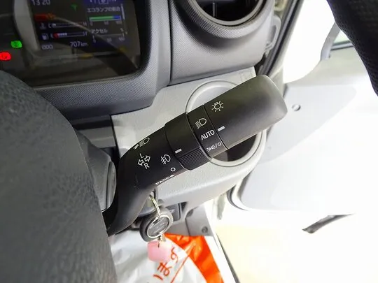 デュトロ 4.65t 高床 ワイド超ロング 平ボデー 未使用車