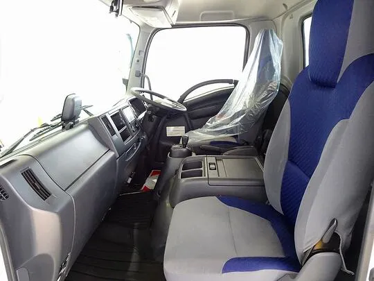 【年次点検済】フォワード 2.3t 標準ベッドレス タダノ4段クレーン付 210ps