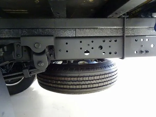 デュトロ 2t 4WD FJL 標準セミロング 平ボデー