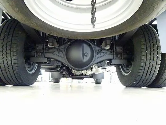 デュトロ 2t 4WD FJL 標準セミロング 平ボデー