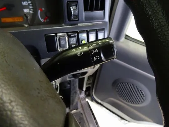 【年次点検済】エルフ 3t 高床 標準ロング タダノ4段クレーン付