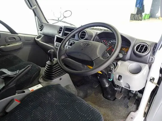 ダイナ 1.3t 4WD JL Wタイヤ アーム式P/G付