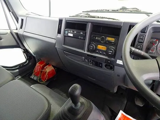 フォワード 2.85t 標準ベッドレス 深ダンプ 210ps