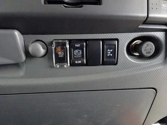 フォワード 2.85t 標準ベッドレス 深ダンプ 210ps