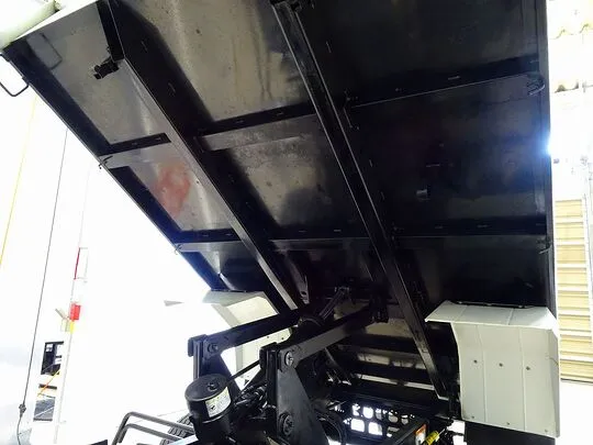 フォワード 2.85t 標準ベッドレス 深ダンプ 210ps