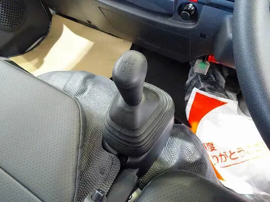 エルフ 2t 4WD FFL 強化ダンプ 未使用車