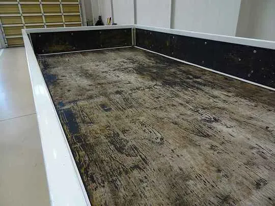 エルフ 2t FFL 標準セミロング 平ボディ 総重量5t未満