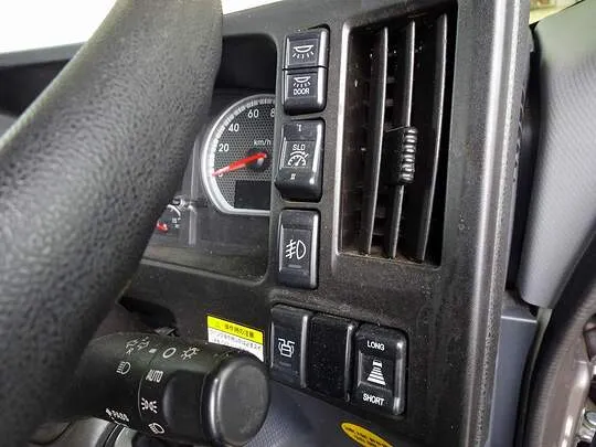 ギガ 13.7t 4軸 アルミウイング リアエアサス 380ps