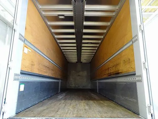 ギガ 13.7t 4軸 アルミウイング リアエアサス 380ps